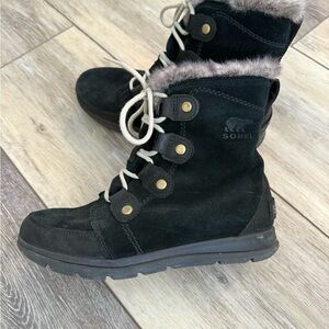 Sorel Black Explorer Joan